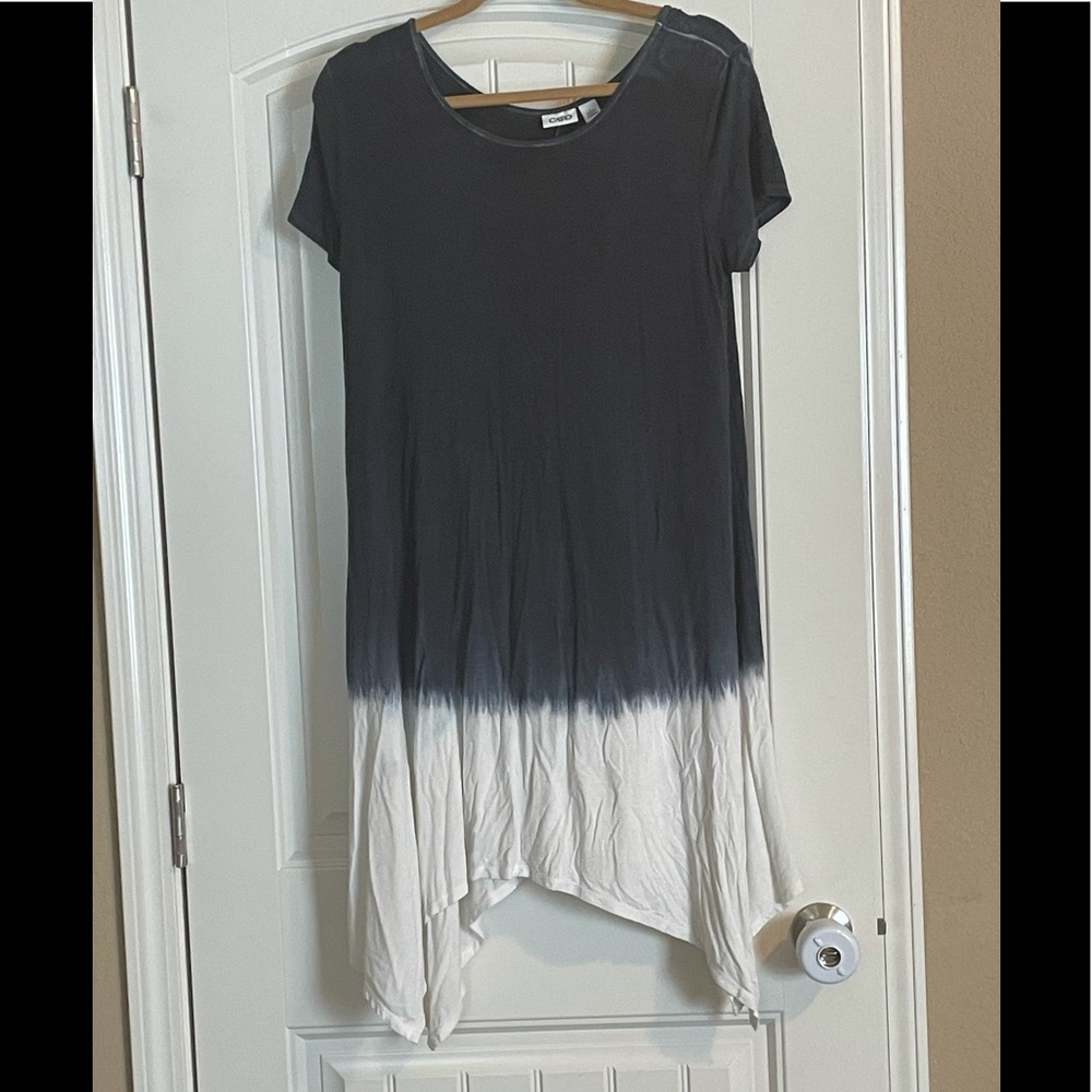 Two tone shark bite dress